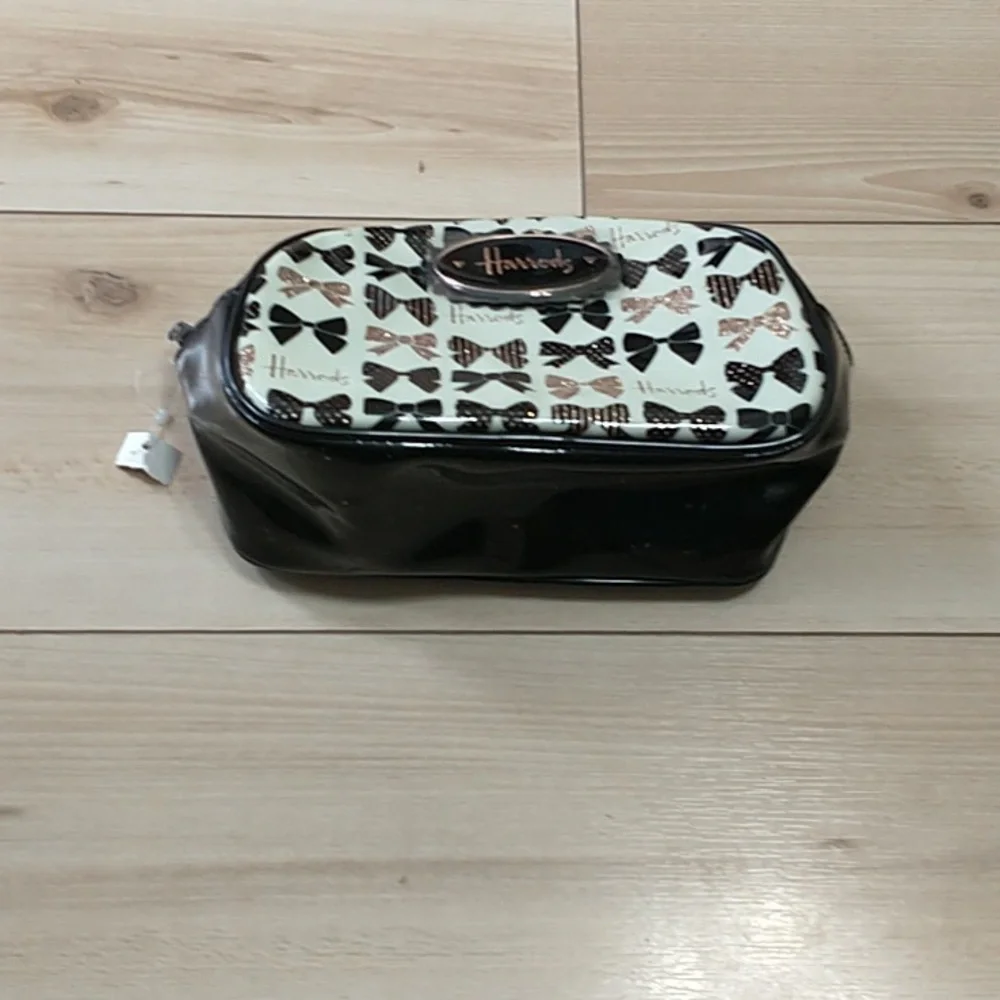 Harrods pouch - Picture 4 of 4